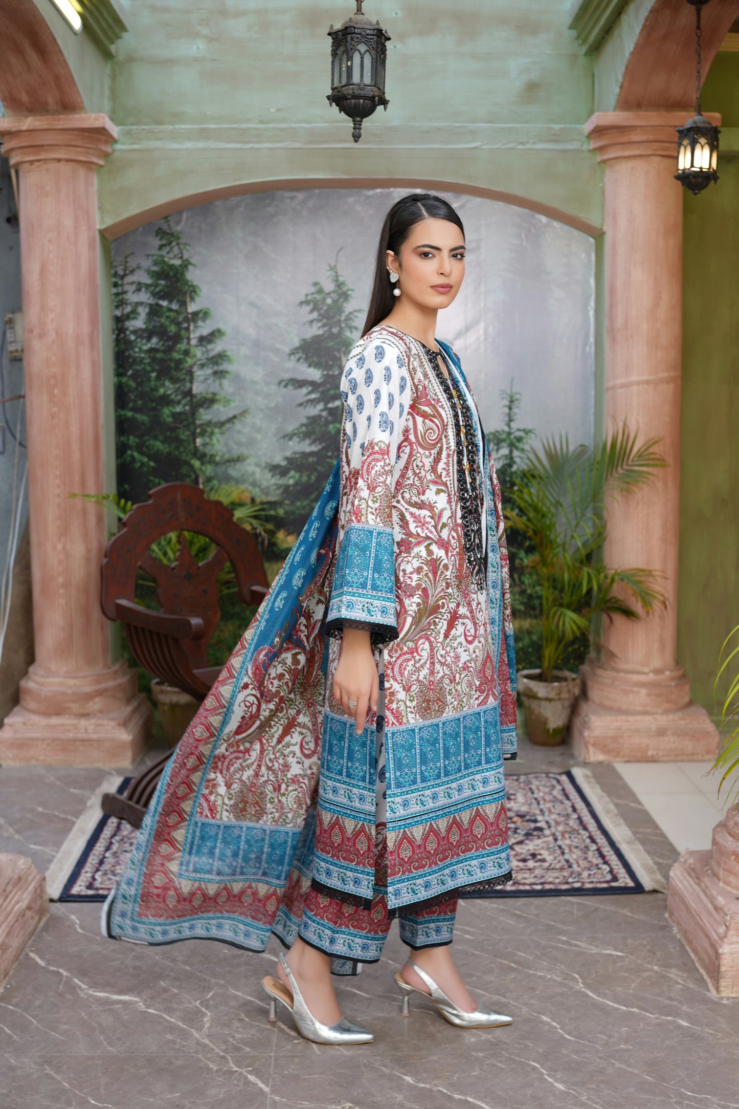 3 Piece Embroidered Stitched Suit-Cotton Lawn
