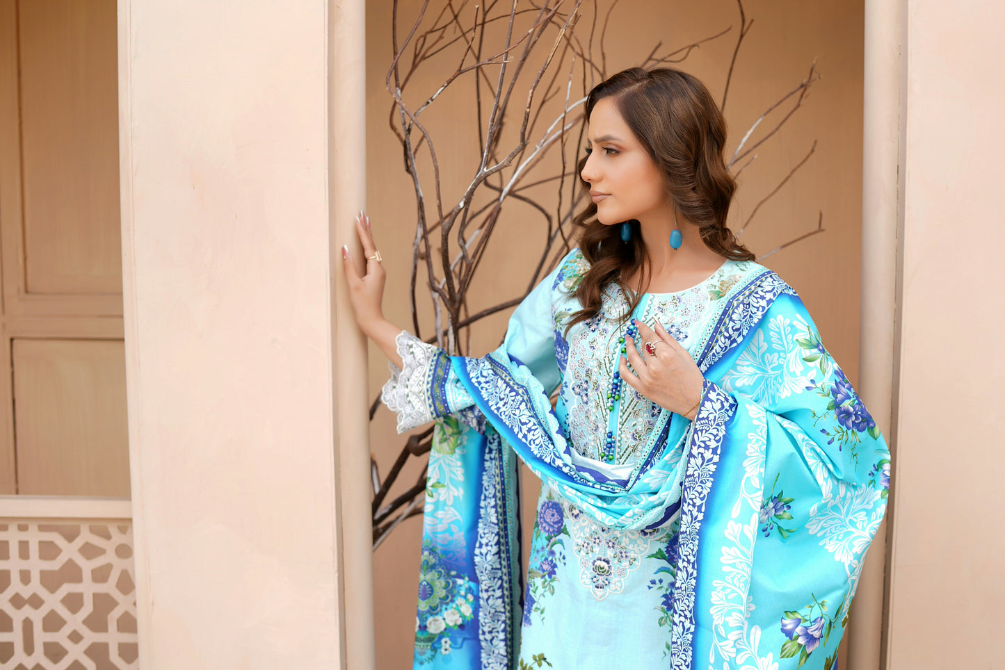 3 Piece Khaddar Suit-Embroidered