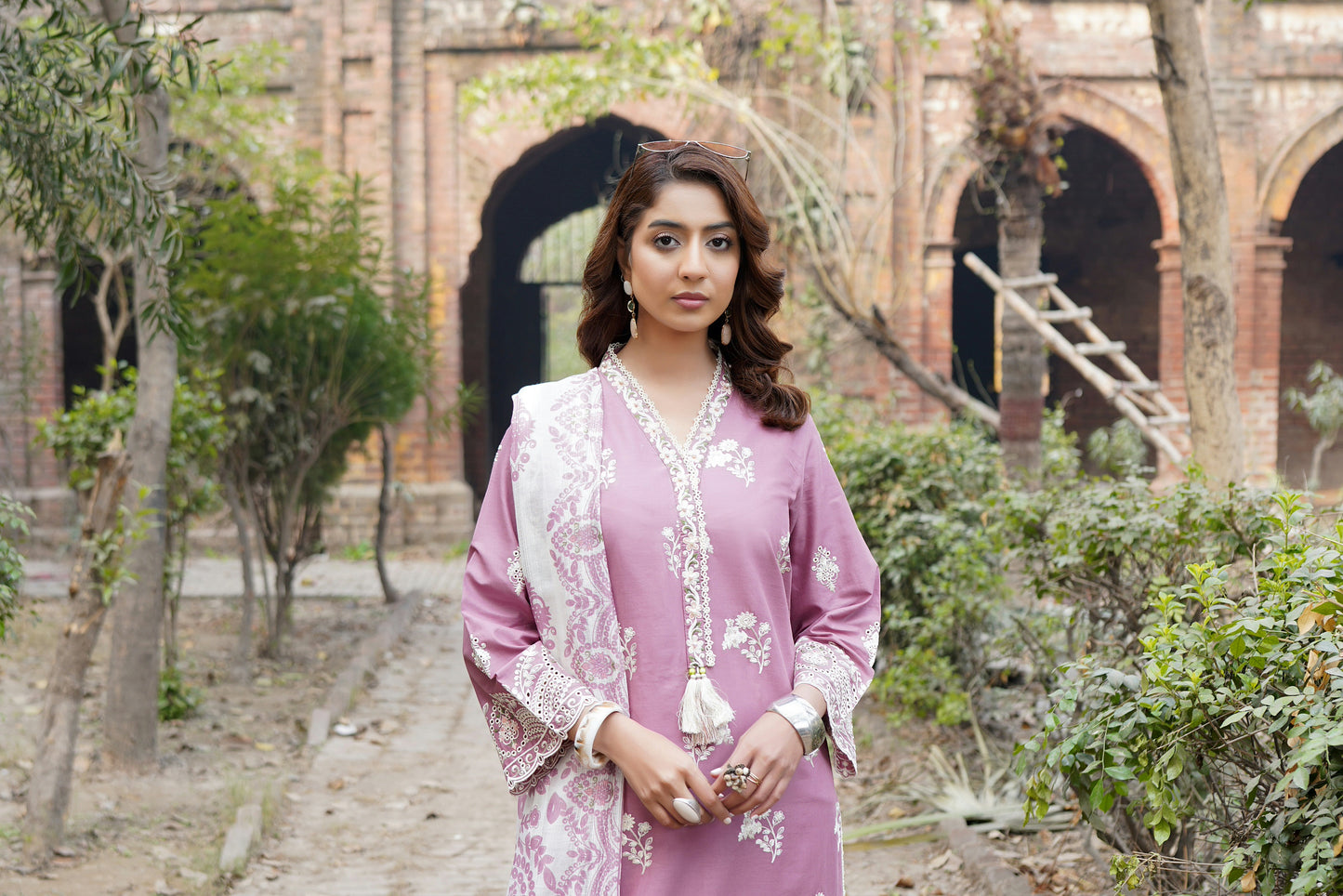 Embroidered Cotton Lawn Suite-3 Piece