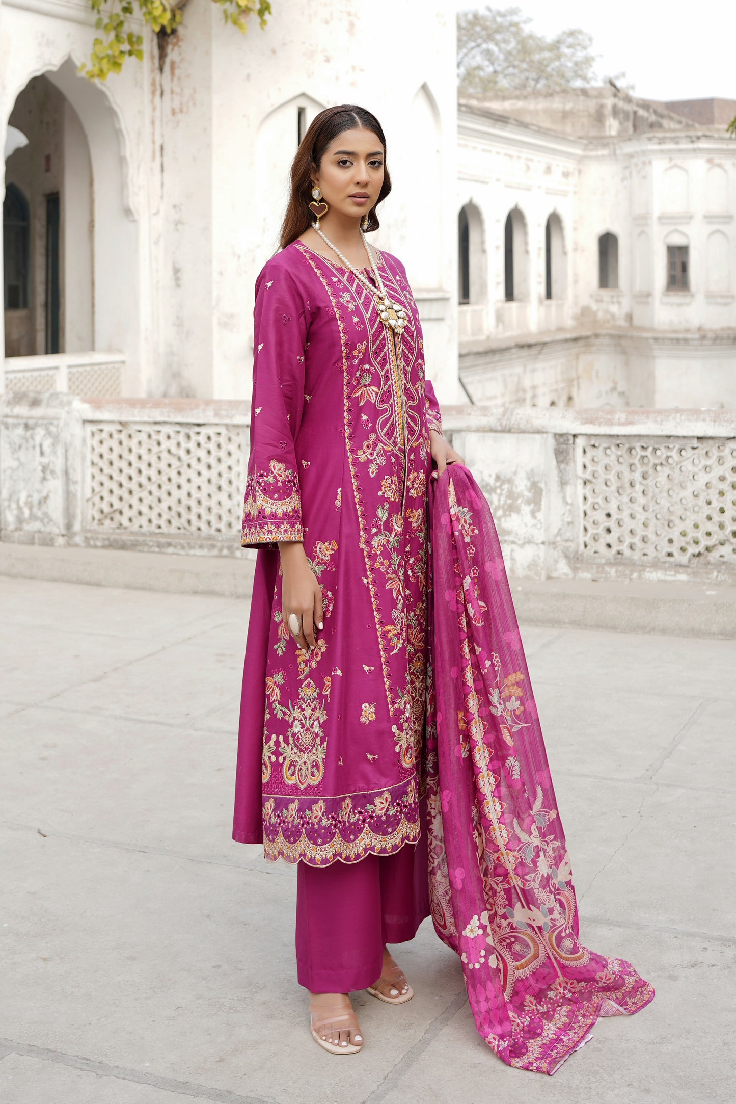 Embroidered Cotton Lawn Suite-3 Piece
