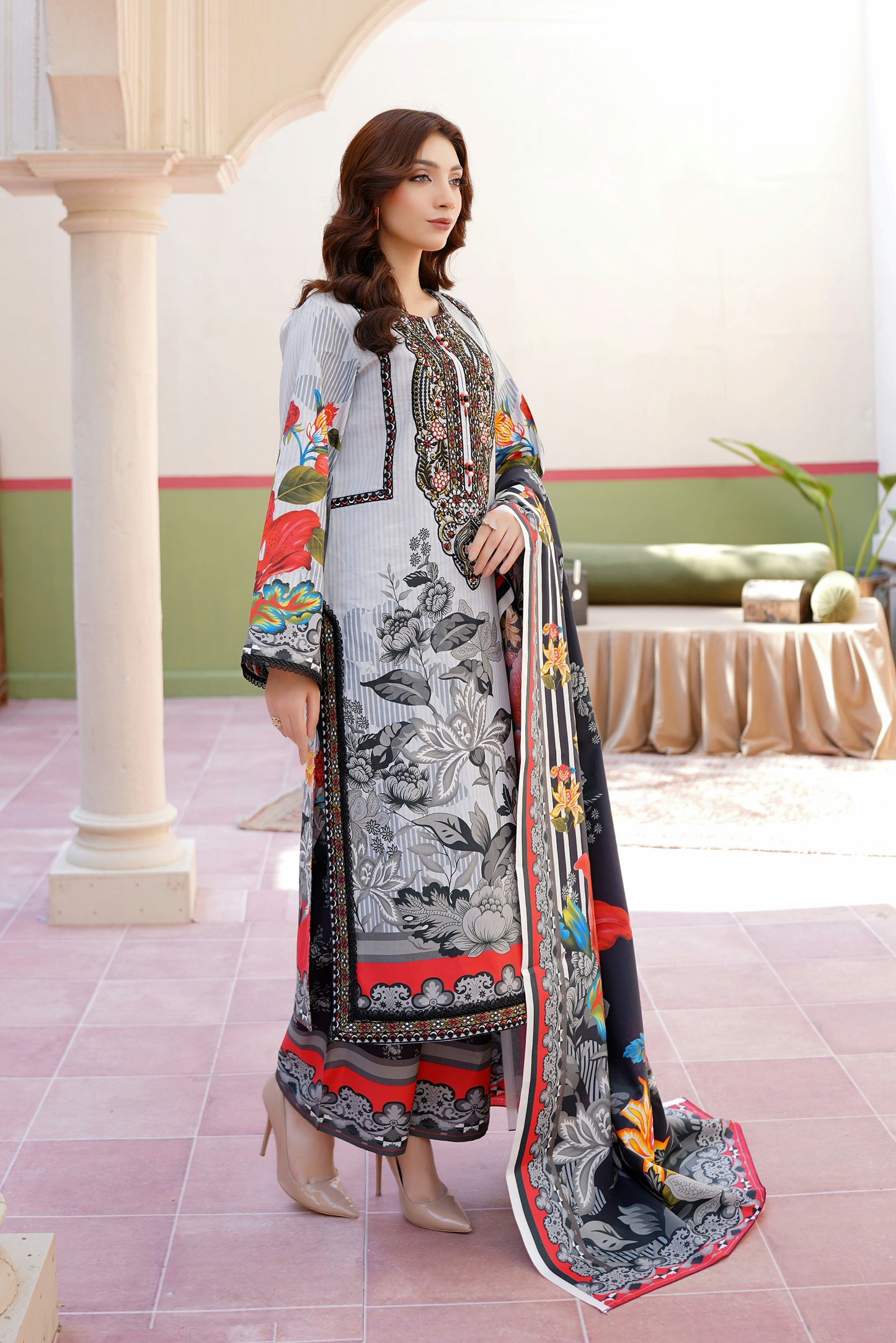 3 Piece Khaddar Suit-Embroidered(Stitched)