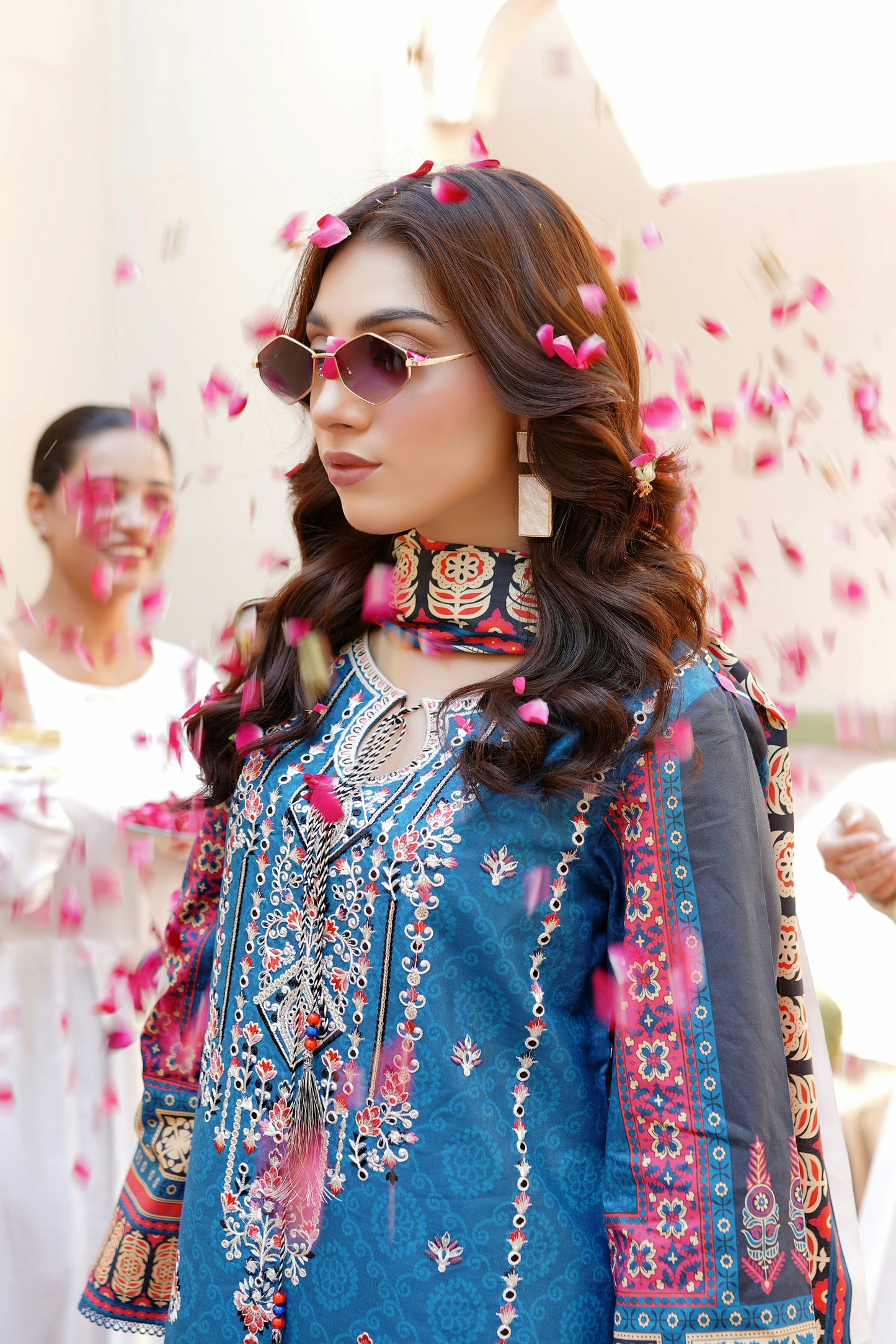 3 Piece Khaddar Suit-Embroidered(Stitched)