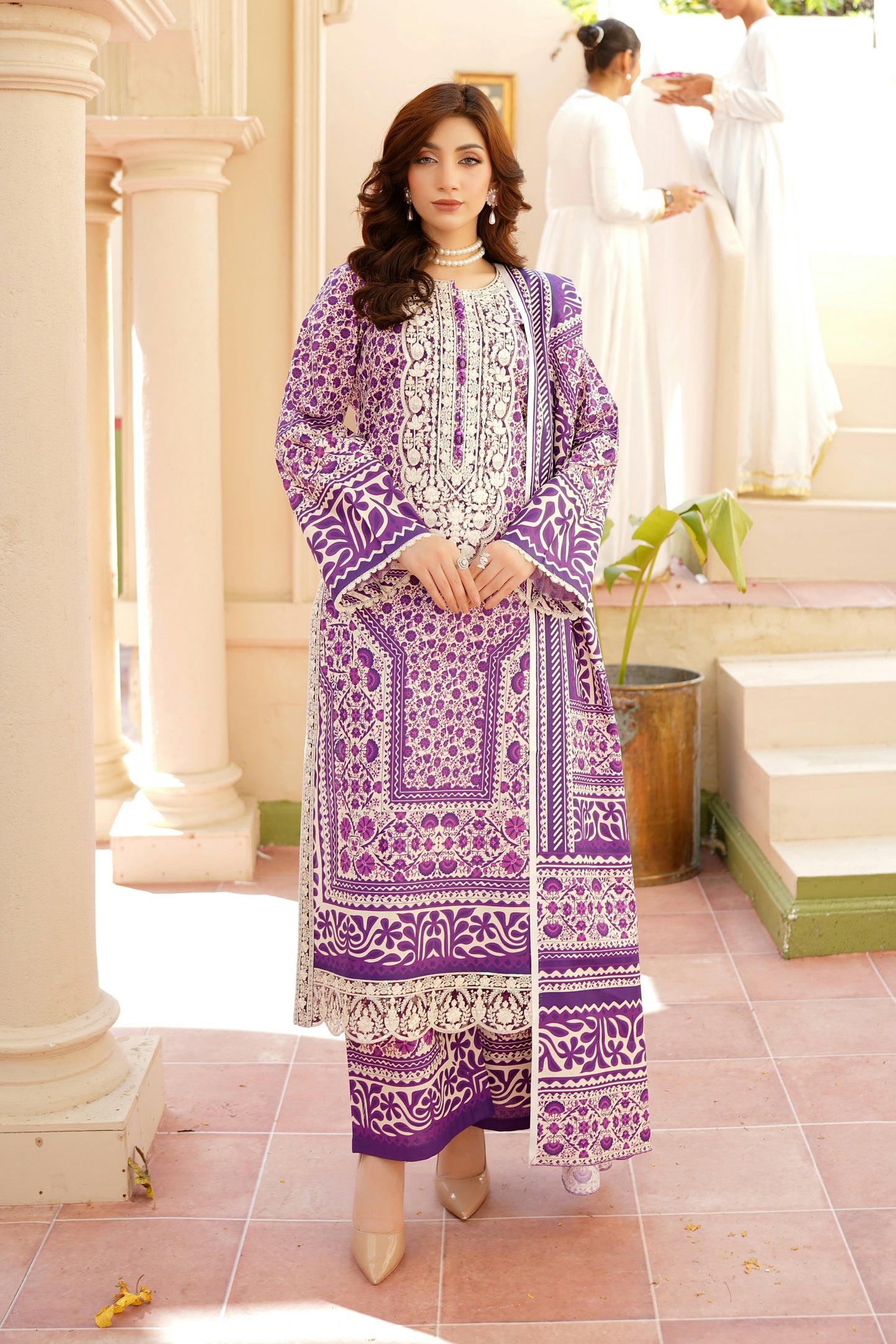 3 Piece Khaddar Suit-Embroidered(Stitched)