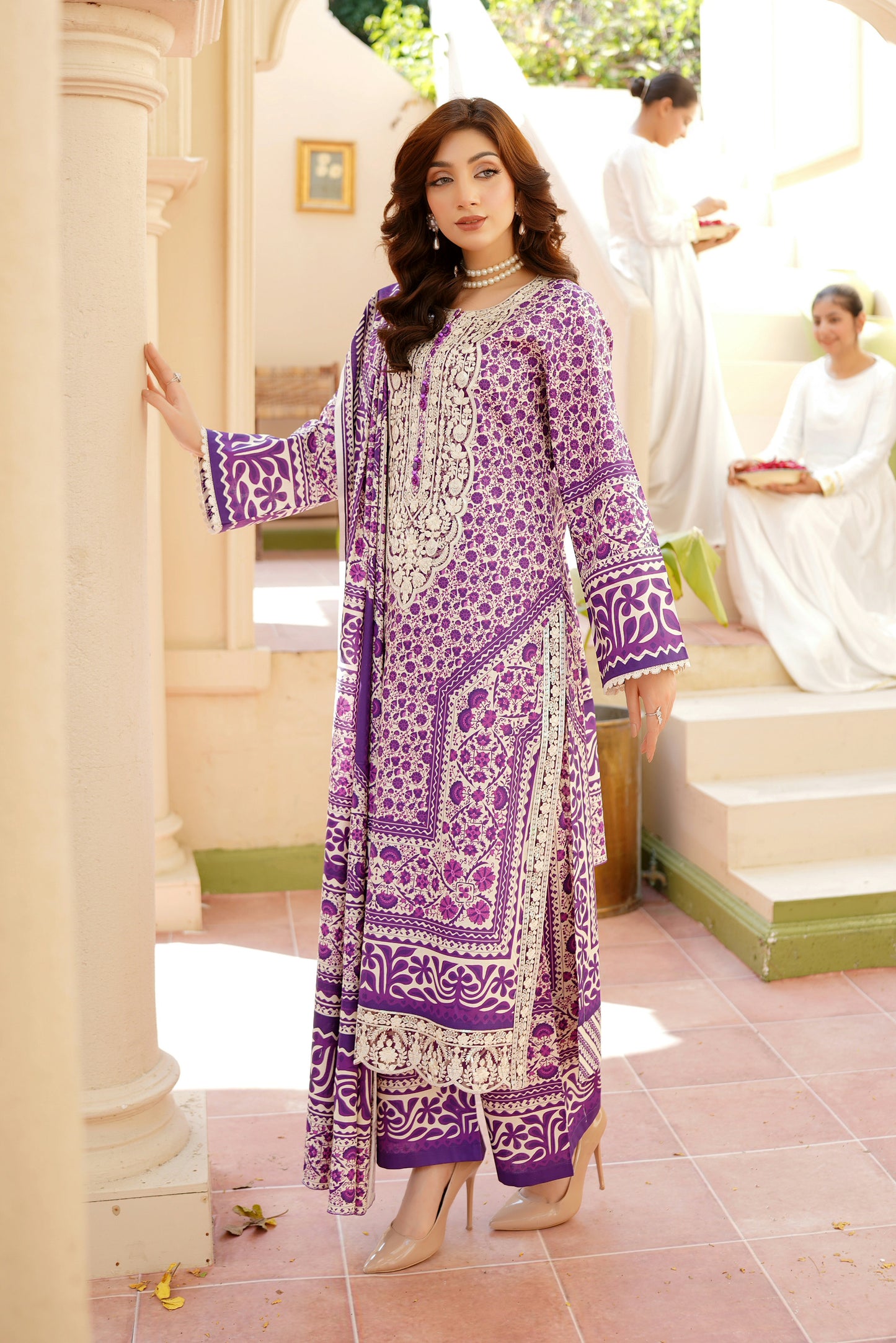3 Piece Khaddar Suit-Embroidered(Stitched)