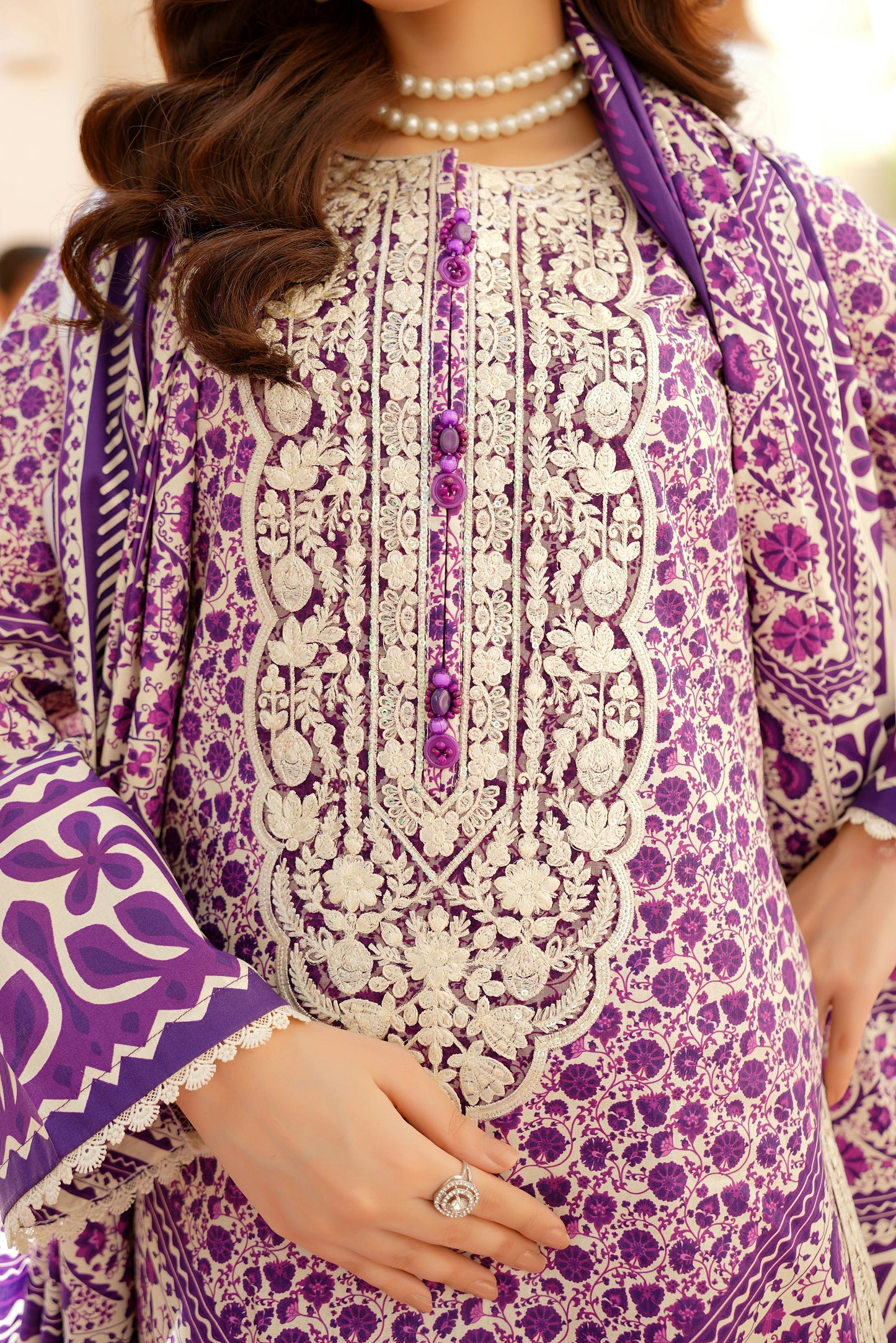 3 Piece Khaddar Suit-Embroidered(Stitched)