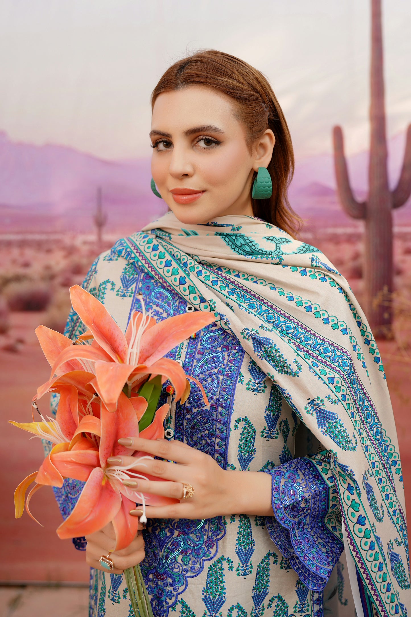 Embroidered 3 Piece Khaddar Suit-Stitched