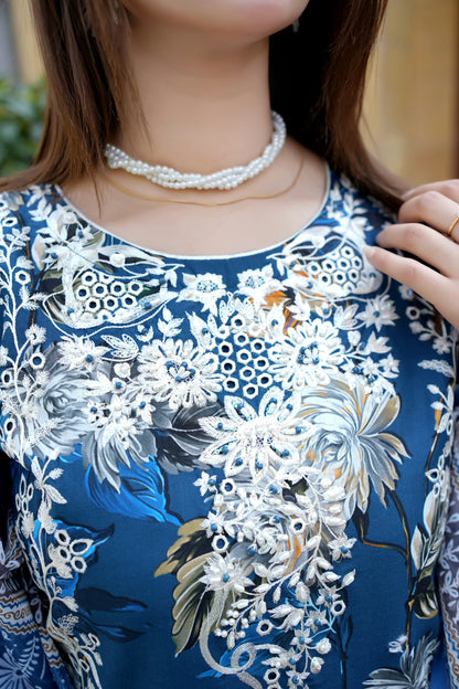 Embroidered 3 Piece Suite-Chiffon Dupatta