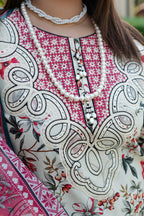 Embroidered 3 Piece Suite-Chiffon Dupatta