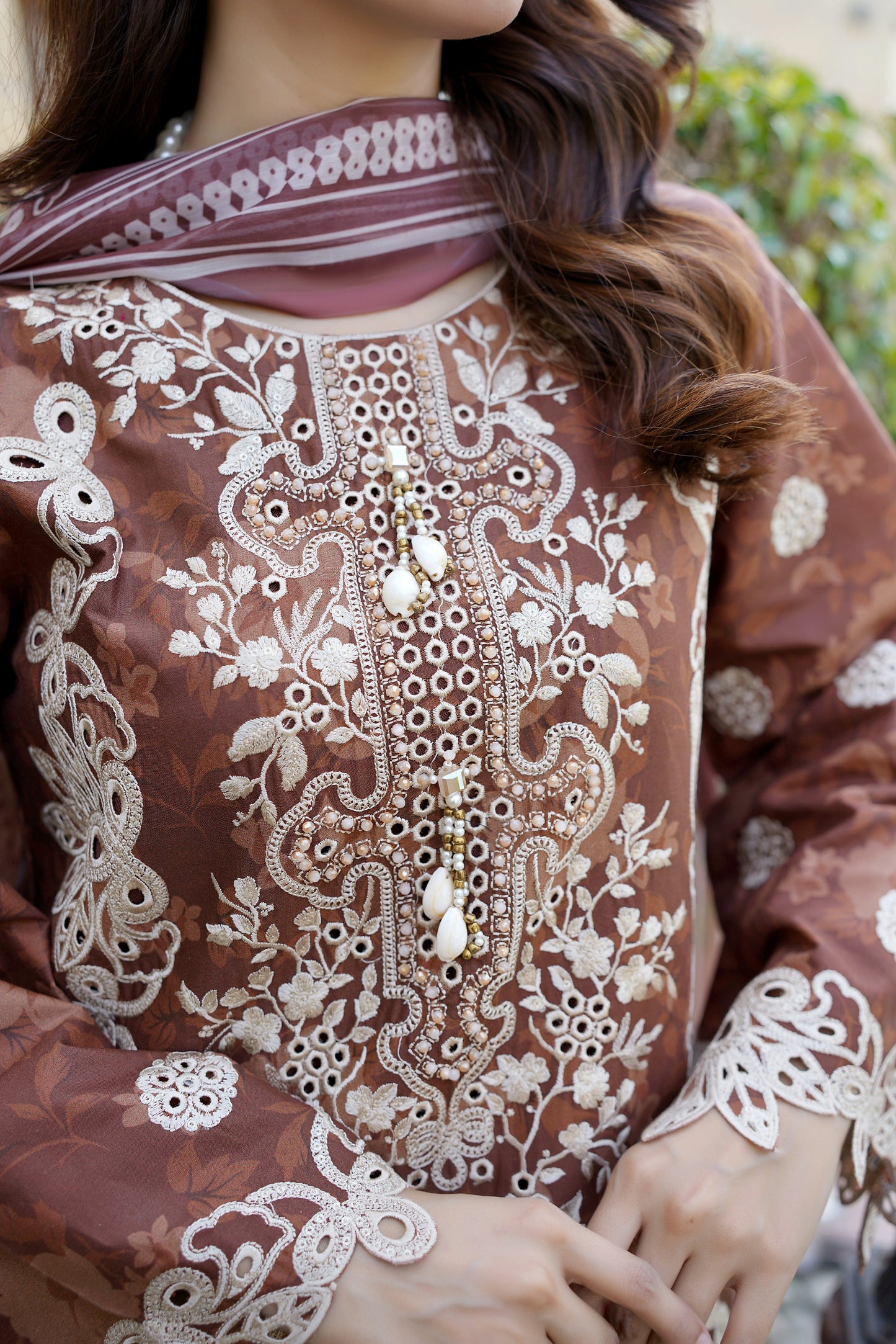 Embroidered 3 Piece Suite-Chiffon Dupatta