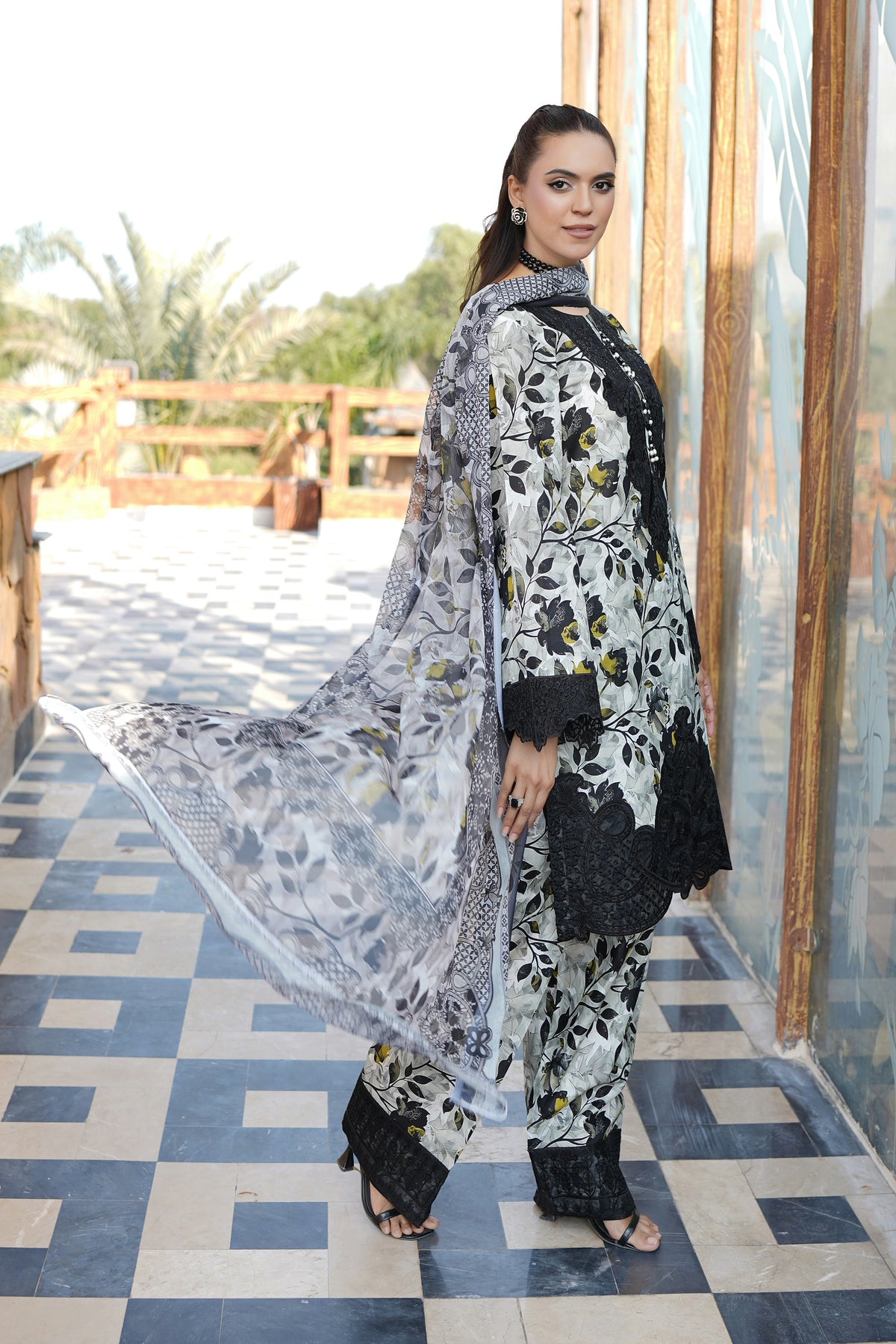 Embroidered 3 Piece Suite-Farshi Shalwar