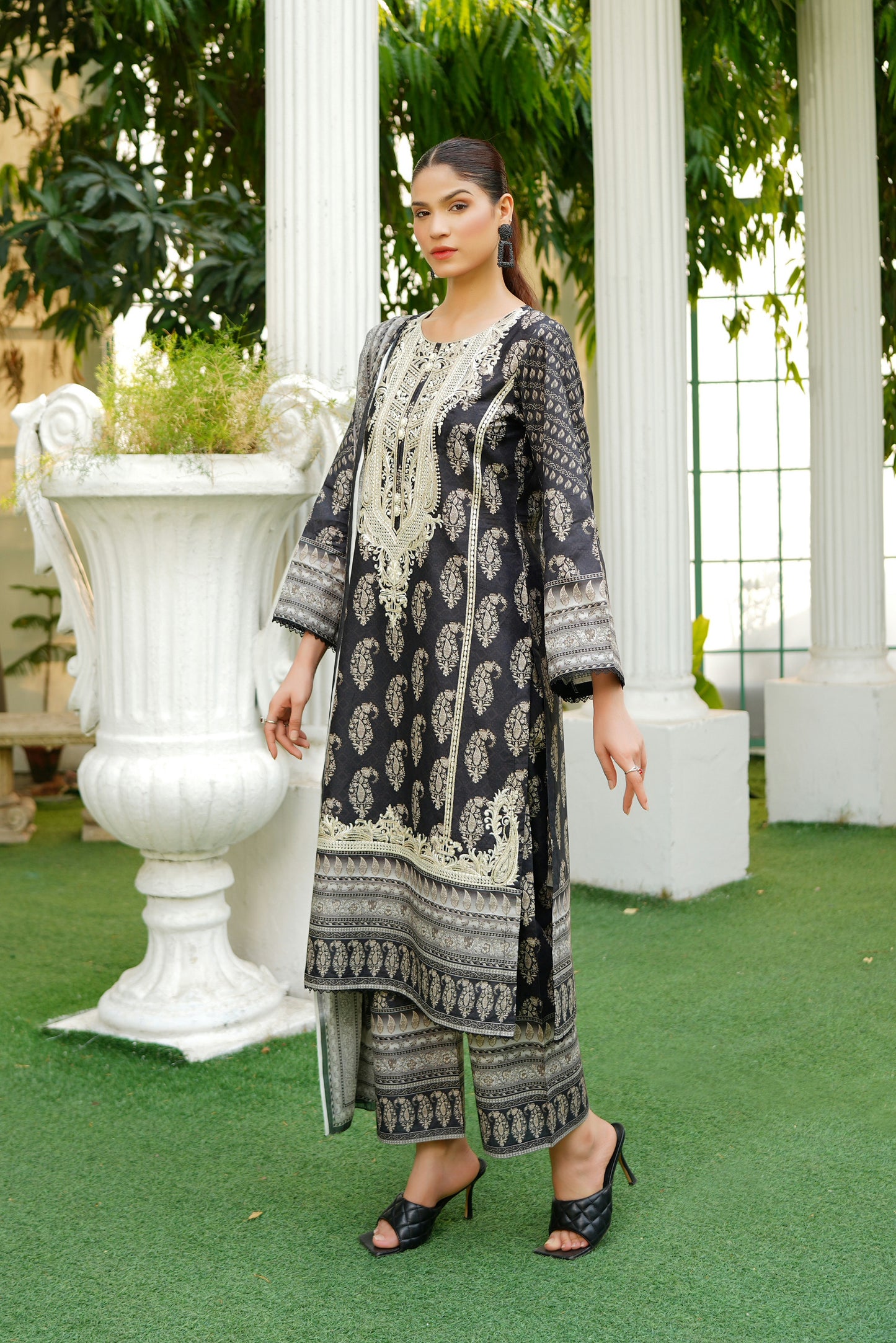 3 Piece Summer Cotton Suit-Embroidered