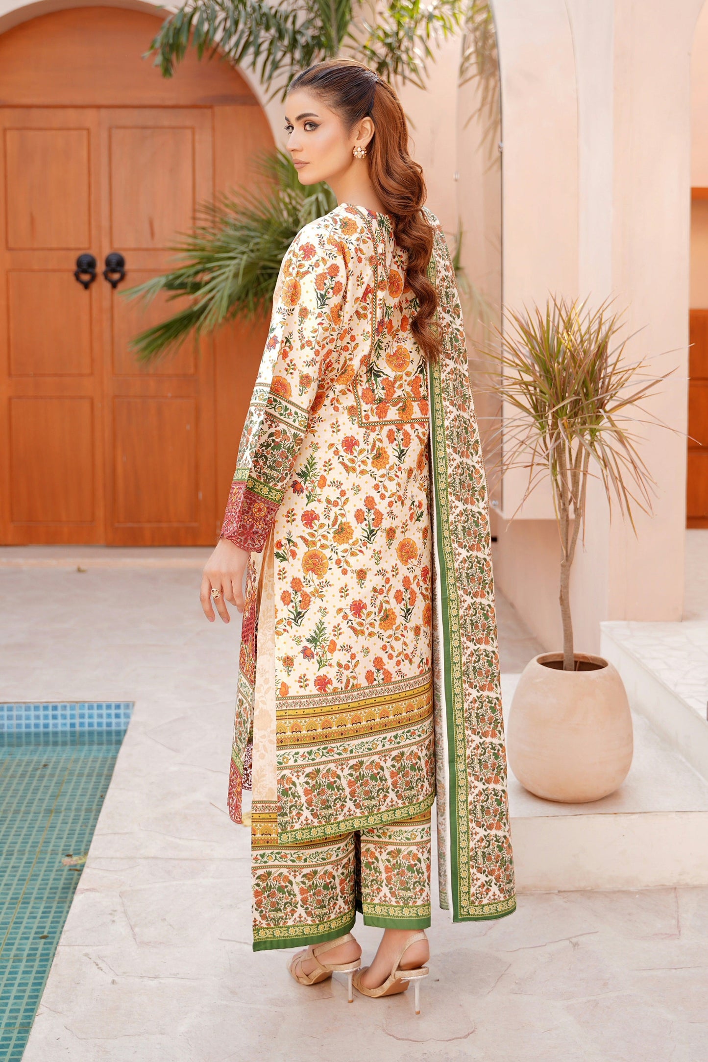 3 Piece Embroidered Bana Dora Suit-Stitched