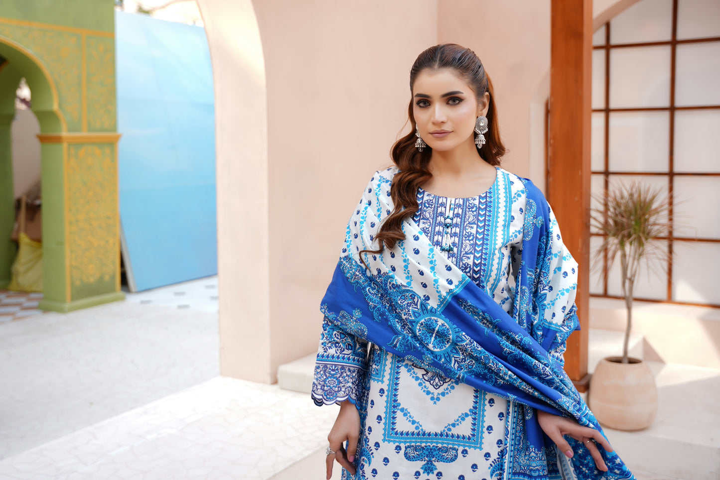 3 Piece Embroidered Bana Dora Suit-Stitched