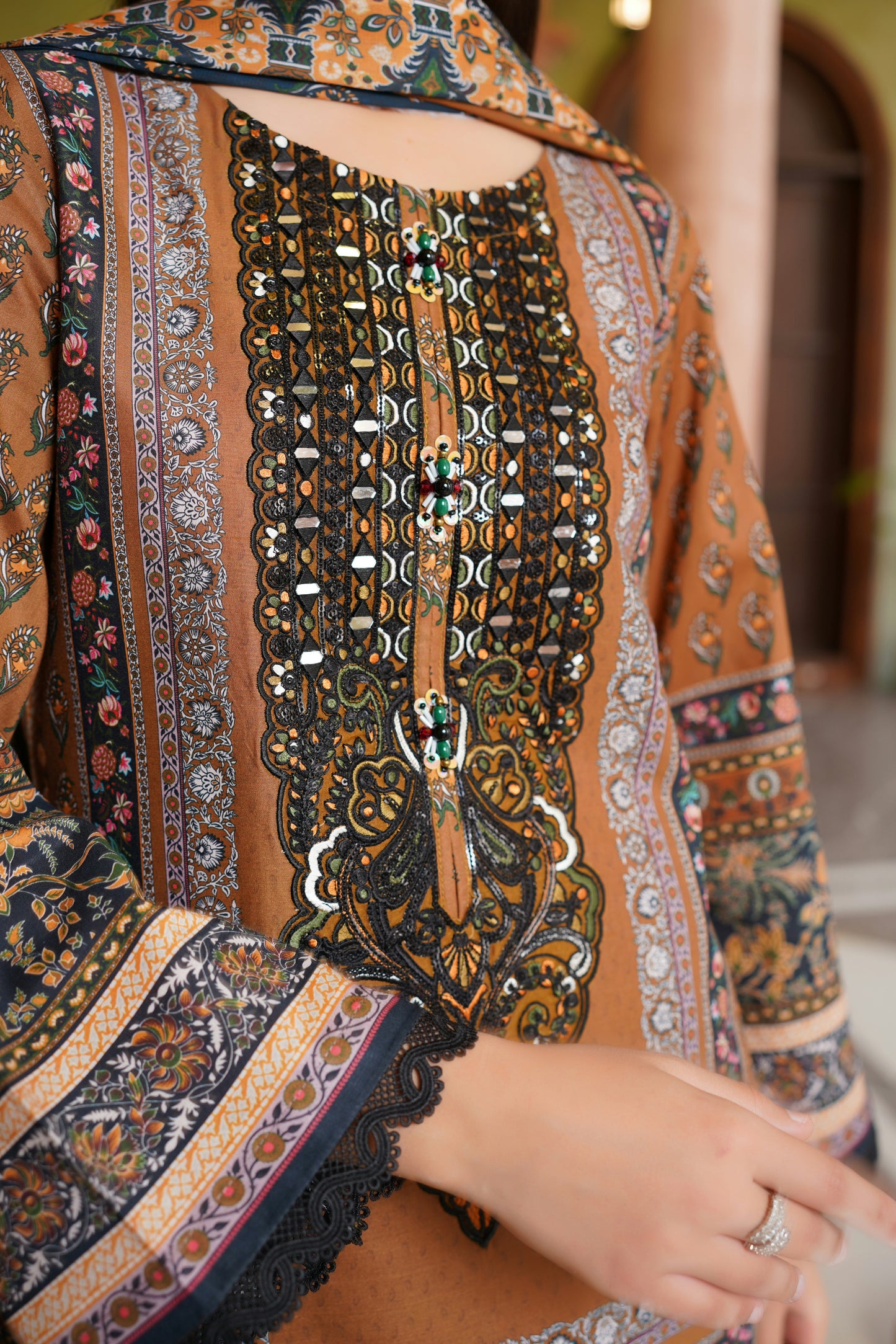3 Piece Embroidered Stitched Suit-Cotton Lawn