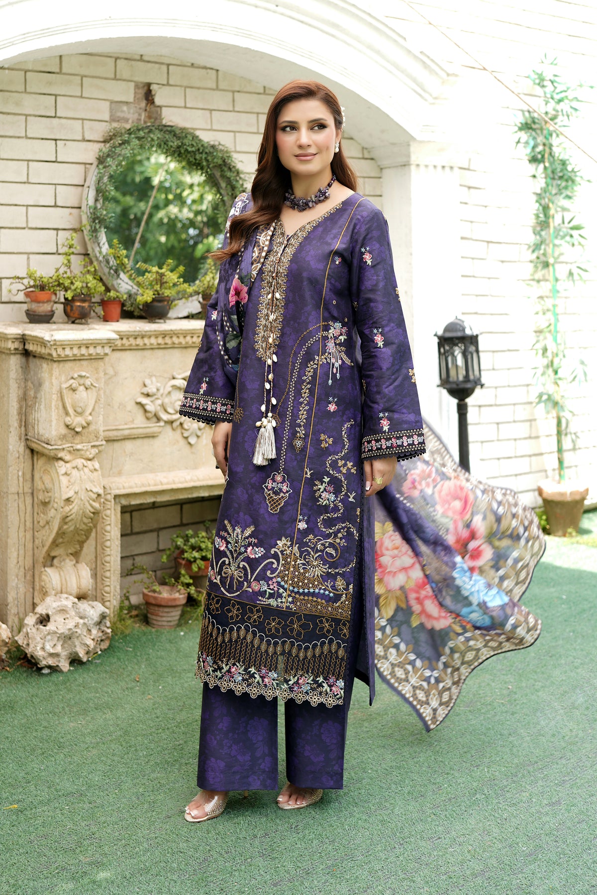 Elegant Purple Embroidered 3-Piece Suit