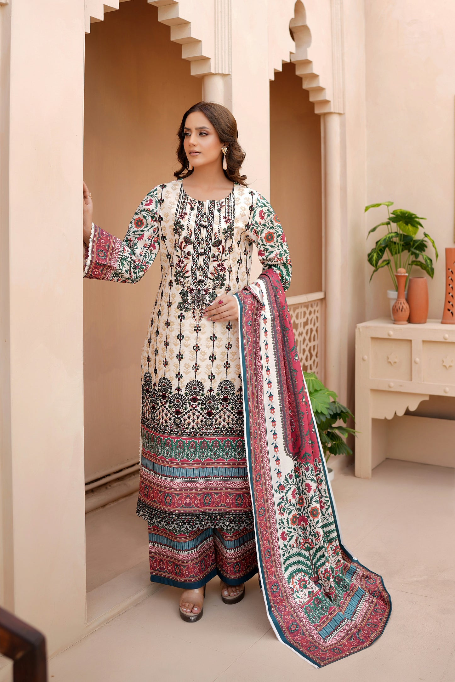 3 Piece Khaddar Suit-Embroidered
