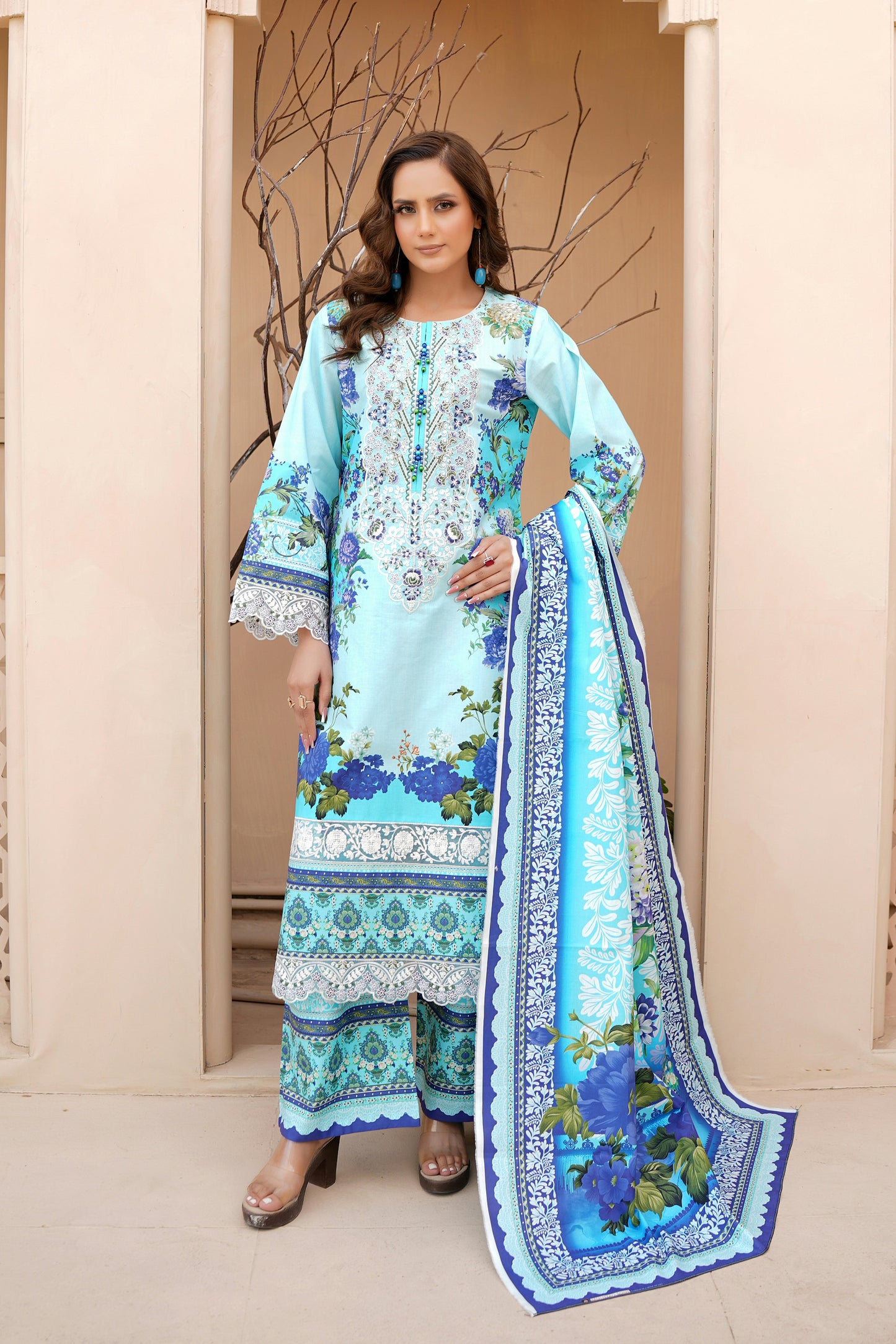 3 Piece Khaddar Suit-Embroidered