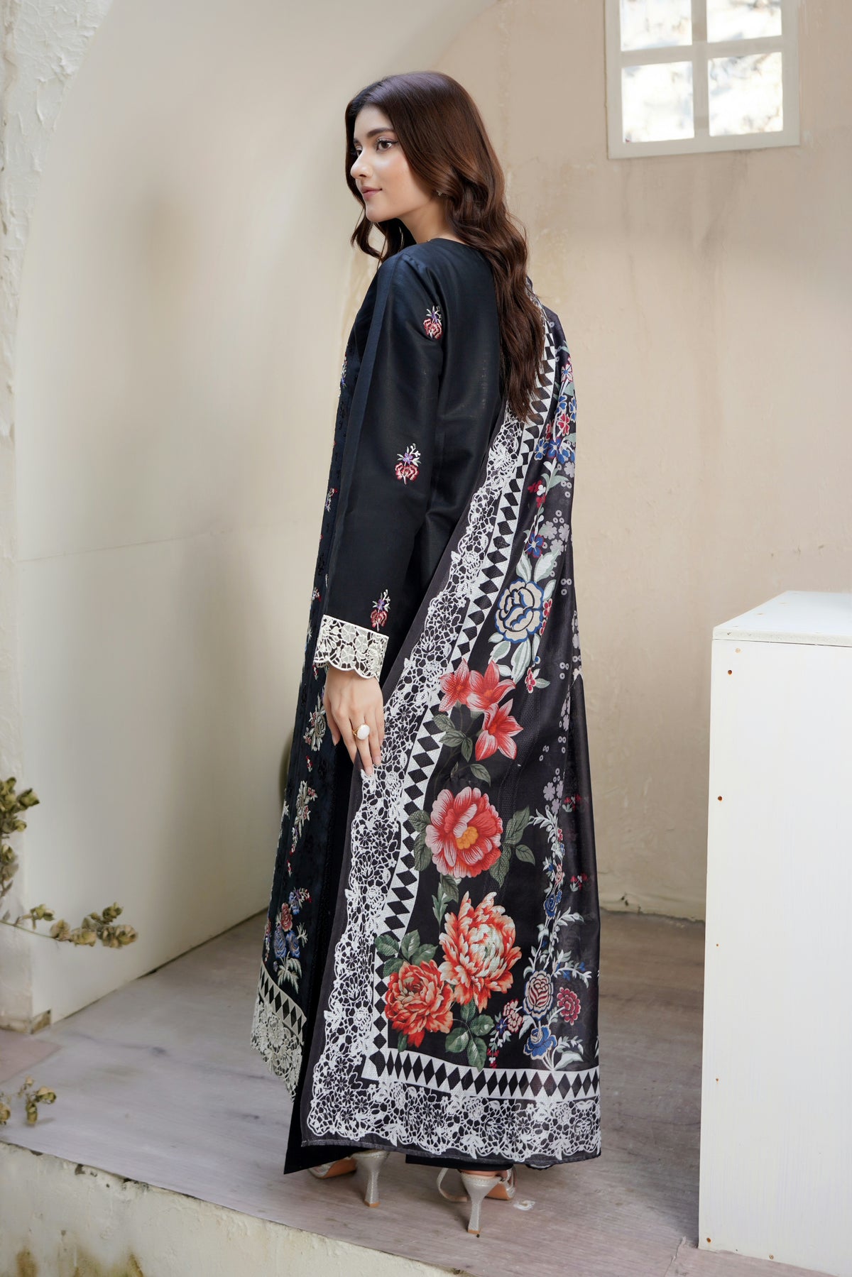 3 Piece Black Floral Heritage Suit-Embroidered