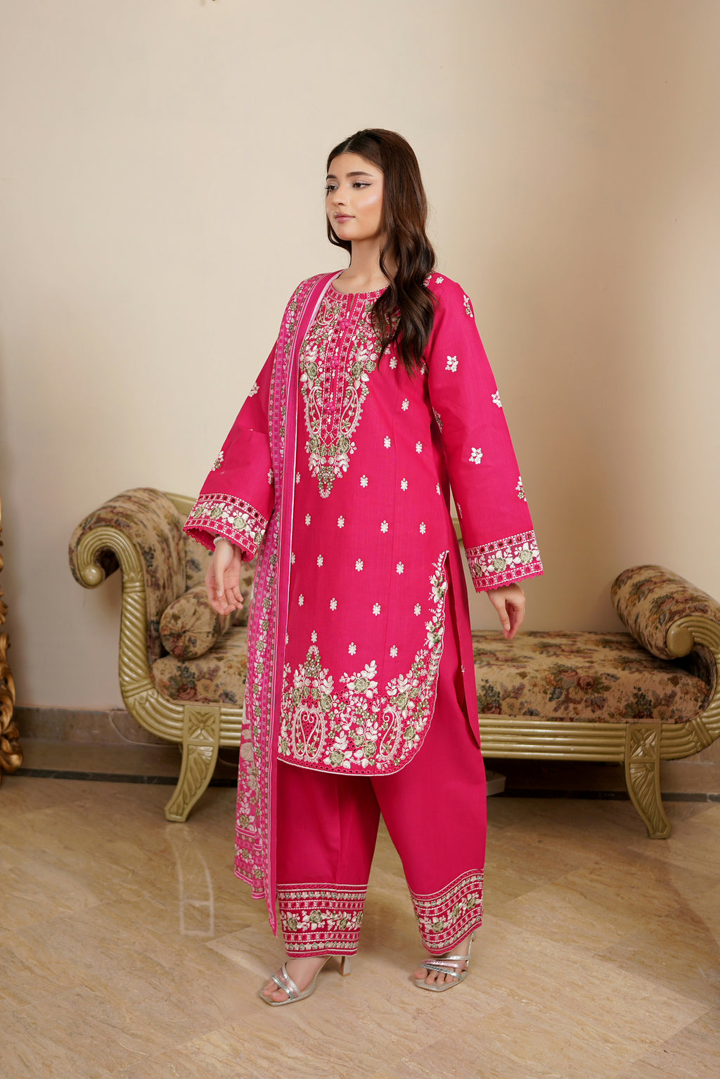 3 Piece Khaddar Suit-Embroidered