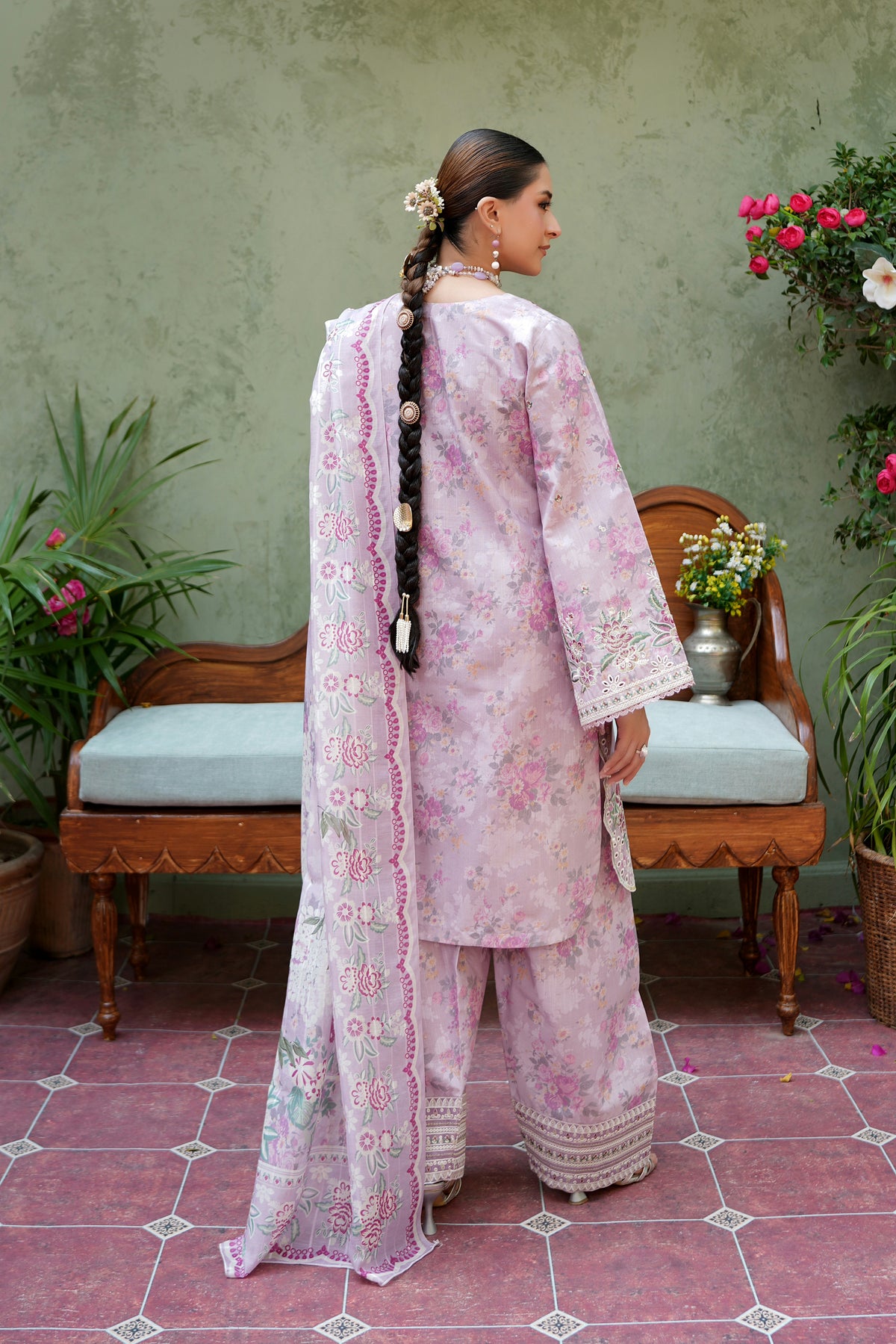 3 Piece Khaddar Embroidered Suite