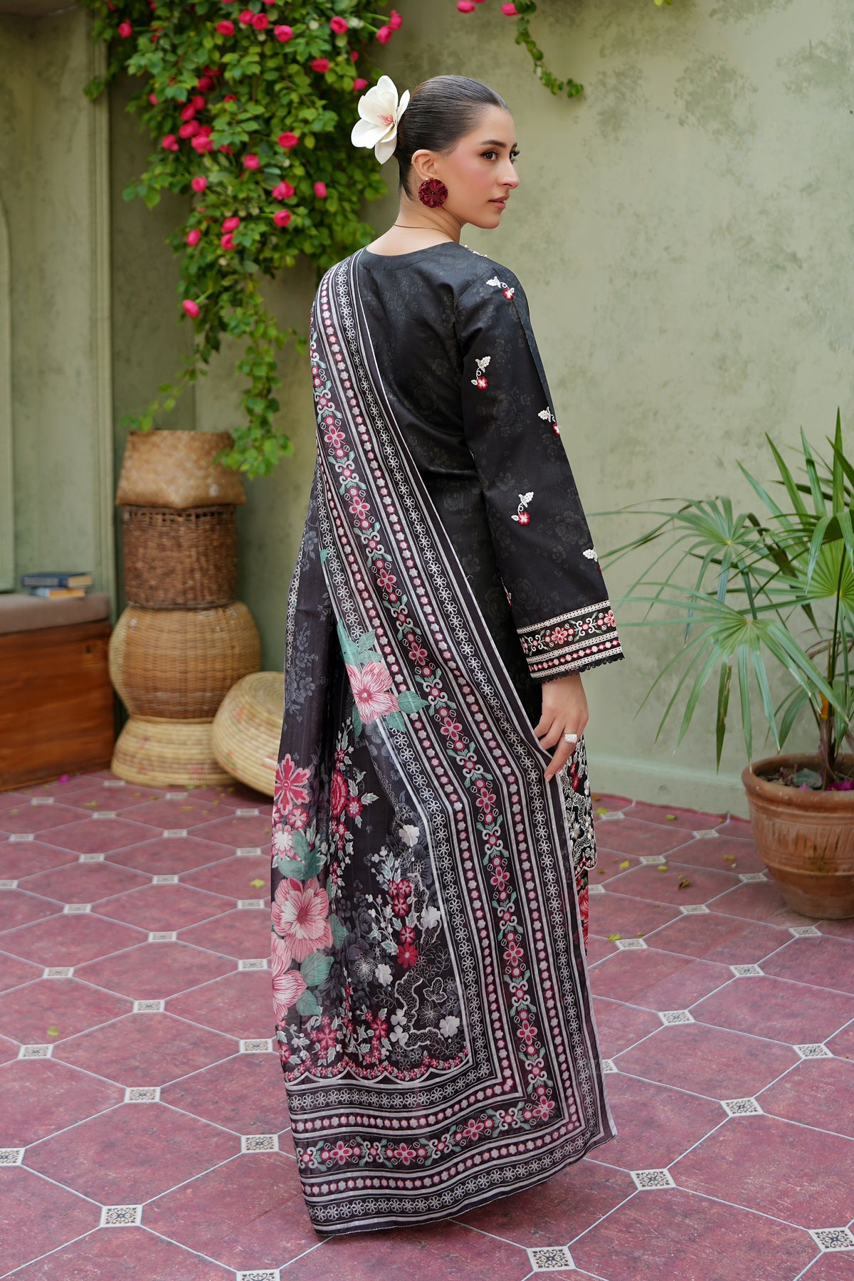 3 Piece Crimson Noir Khaddar Blossom Suite