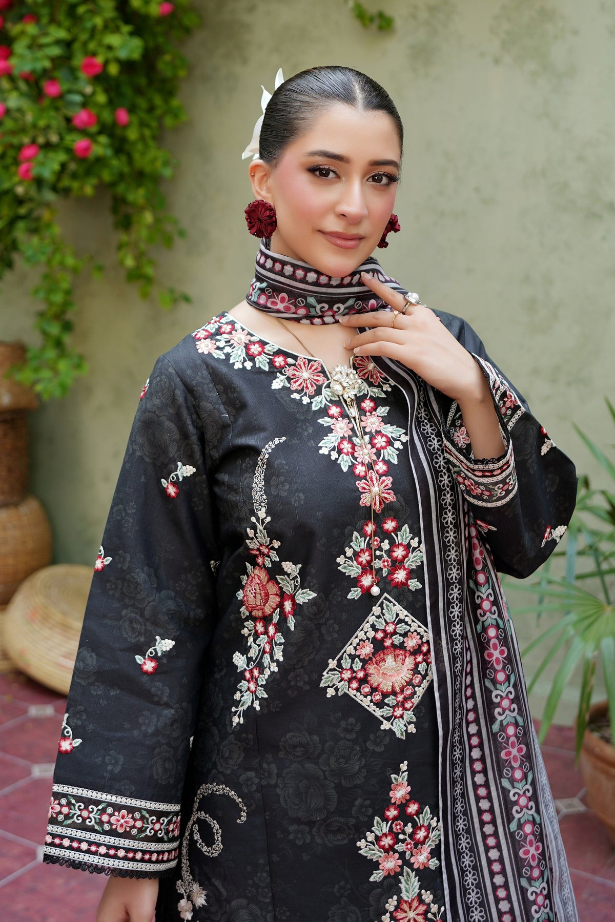 3 Piece Crimson Noir Khaddar Blossom Suite