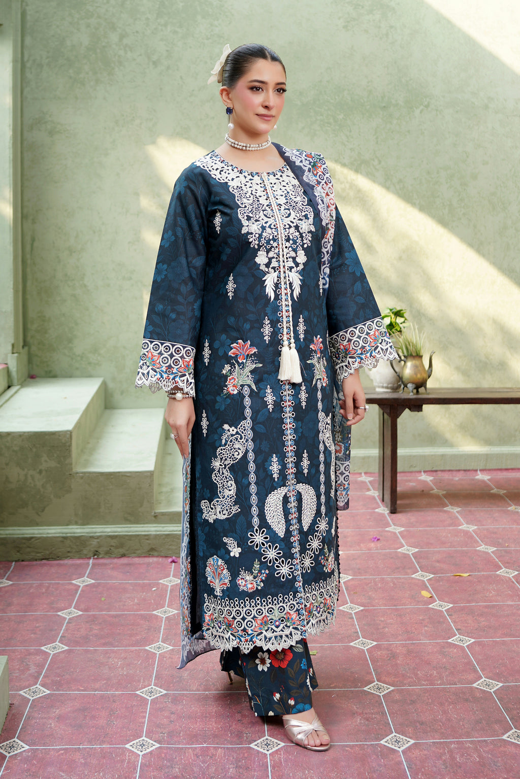 3 Piece Embroidered Khaddar Suite