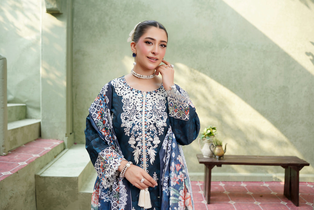 3 Piece Embroidered Khaddar Suite