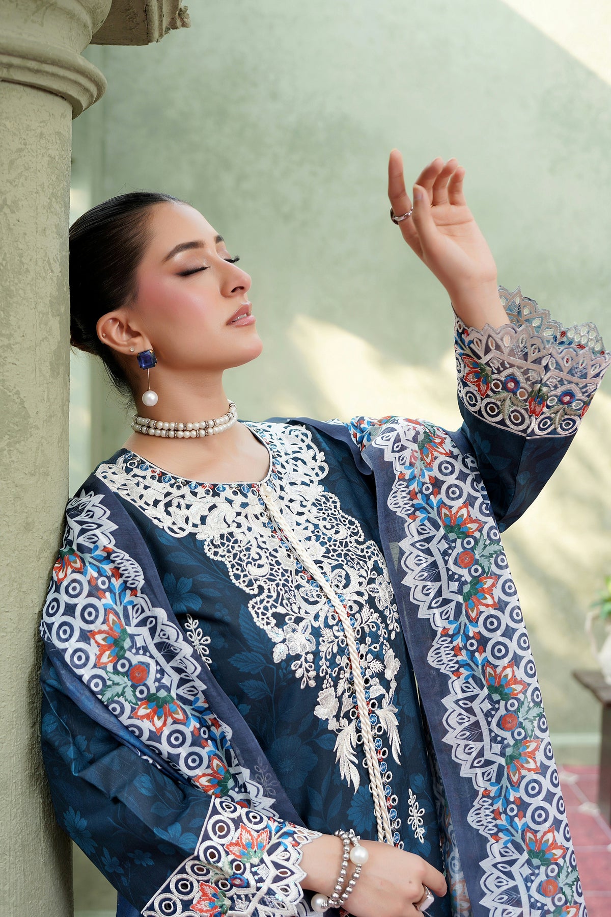 3 Piece Embroidered Khaddar Suite