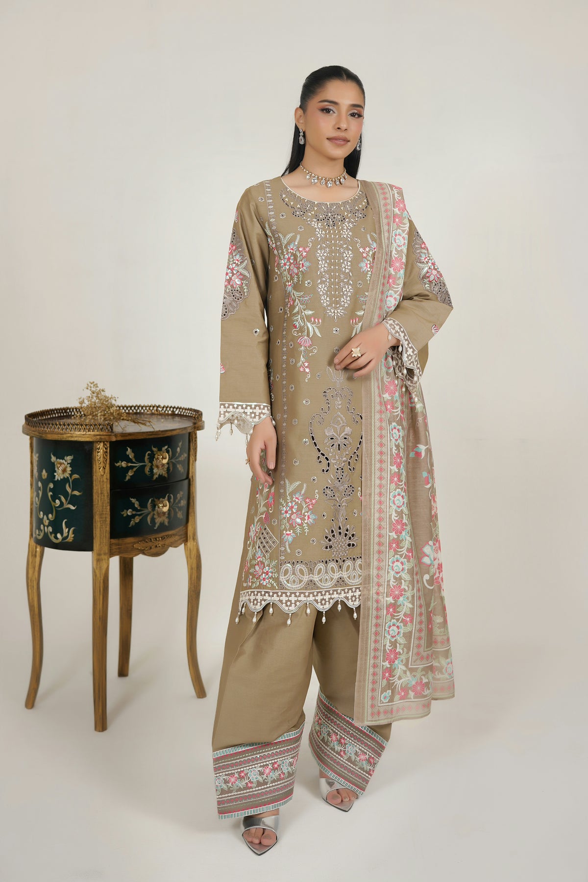 Frost Olive Embroidered 3 Piece Suite