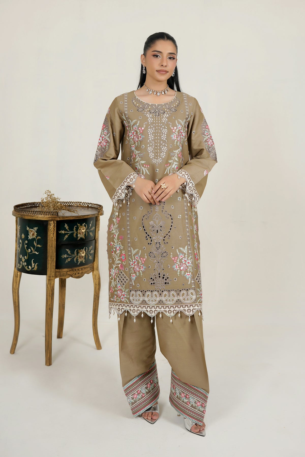 Frost Olive Embroidered 3 Piece Suite