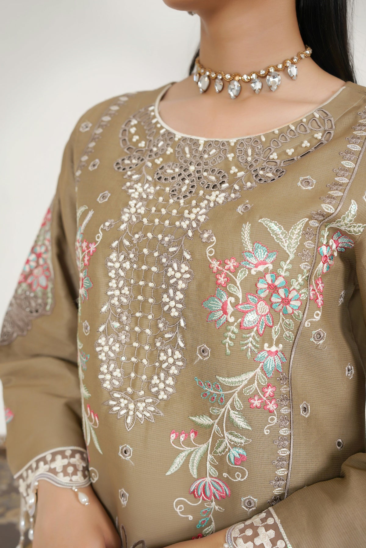 Frost Olive Embroidered 3 Piece Suite