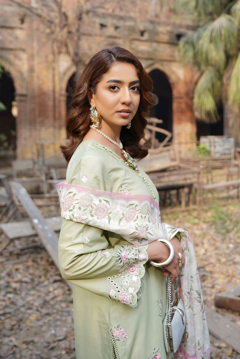 Embroidered Cotton Lawn Suite-3 Piece