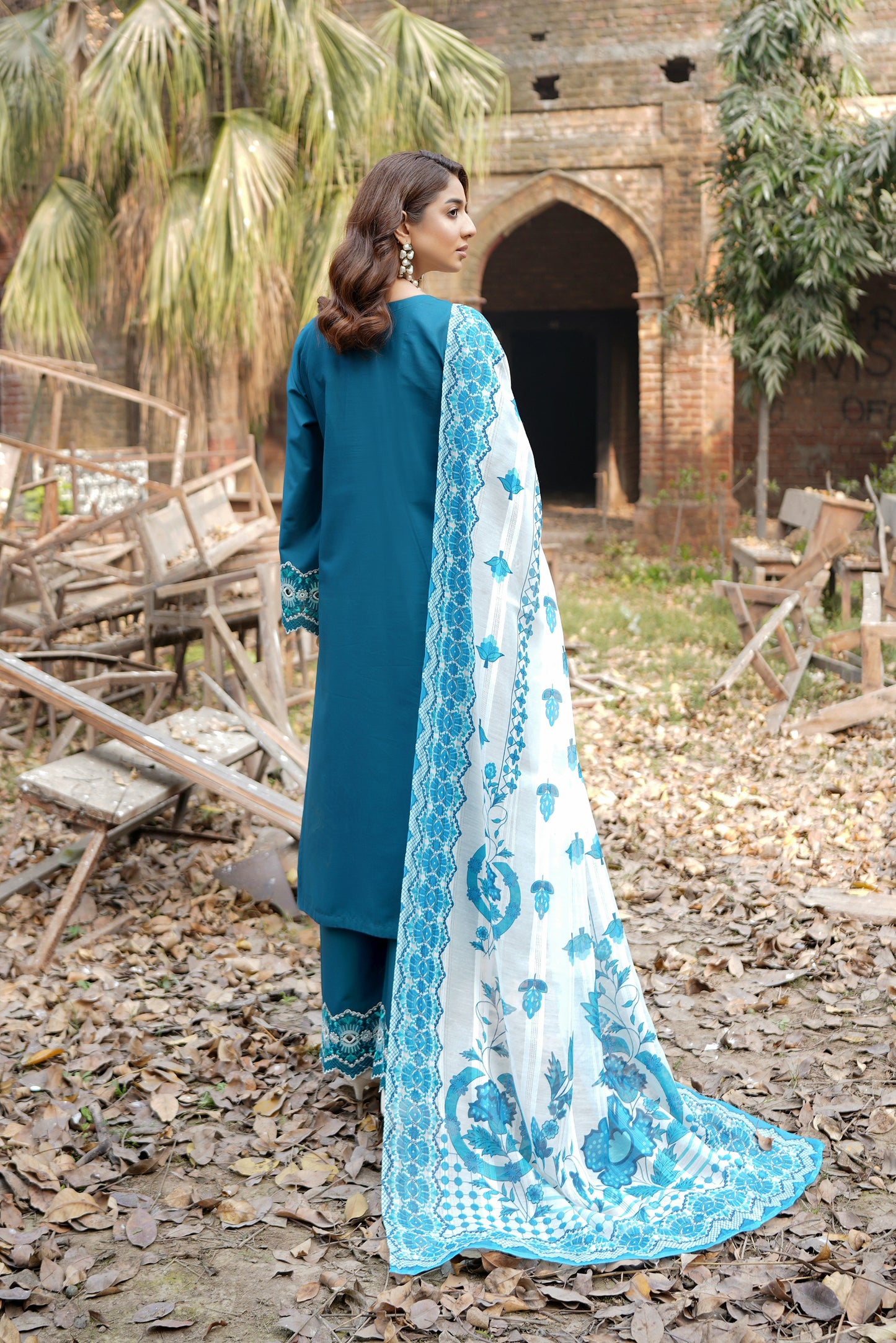 Embroidered Cotton Lawn Suite-3 Piece