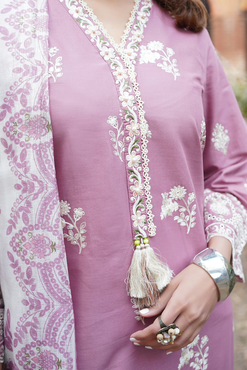 Embroidered Cotton Lawn Suite-3 Piece