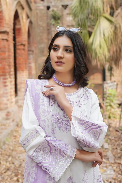 Embroidered Cotton Lawn Suite-3 Piece