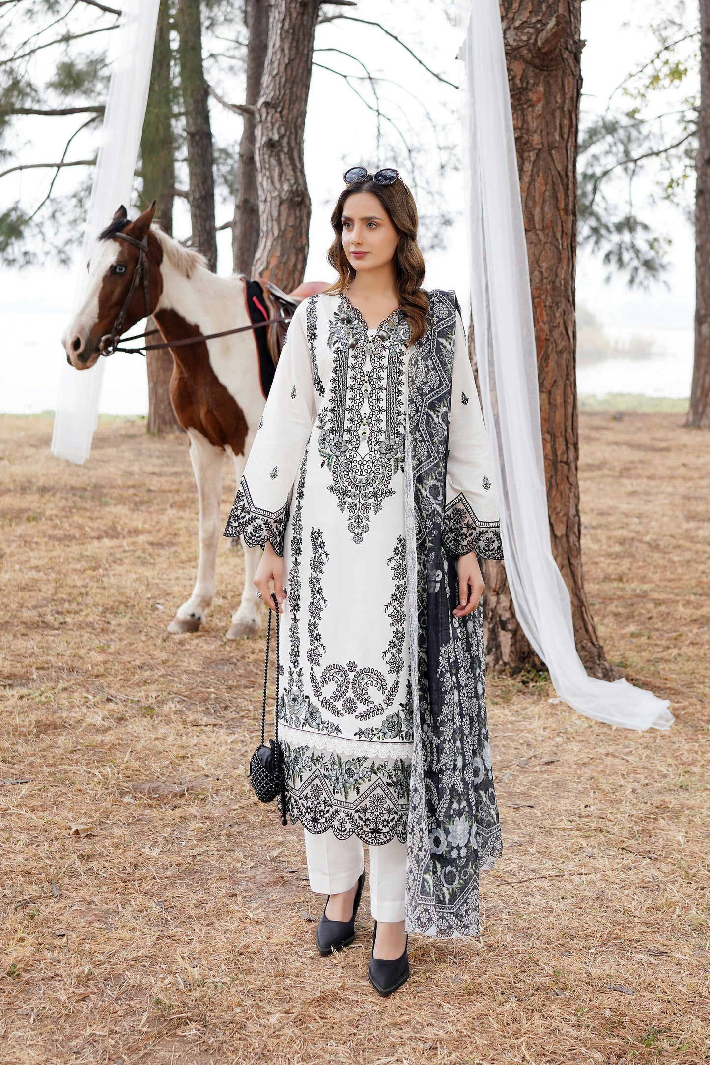 3 Piece Embroidered Suite-Stitched