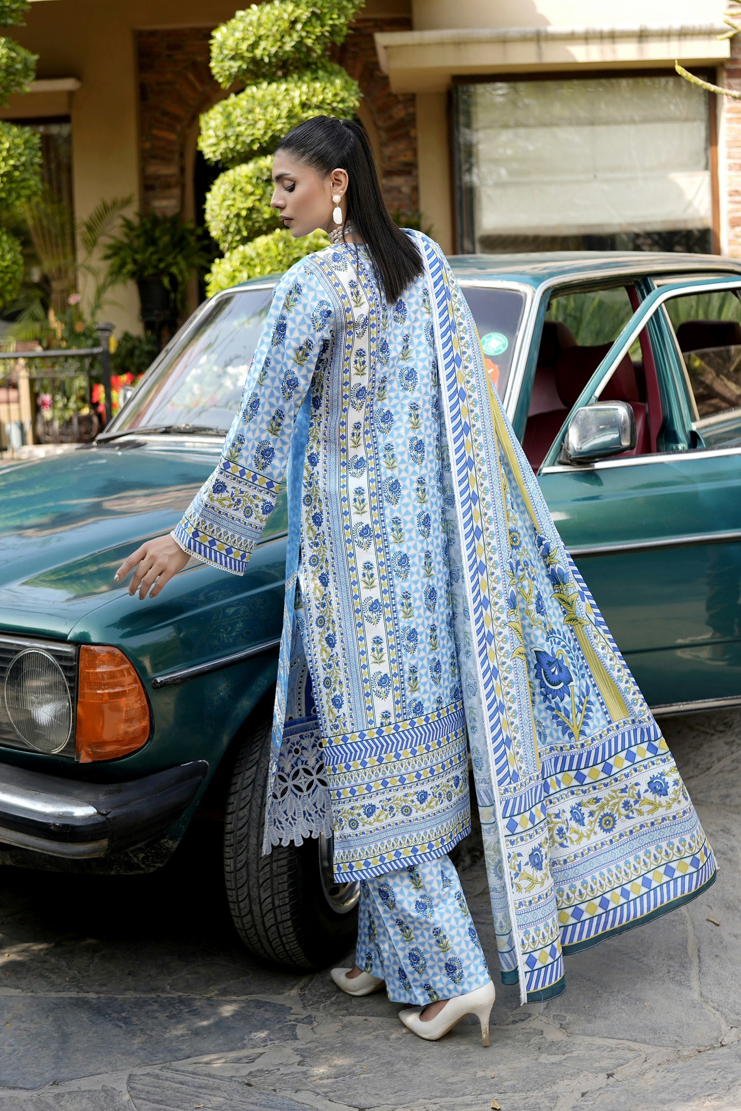 3 Piece Vibrant Sky Blue Suit-Embroidered