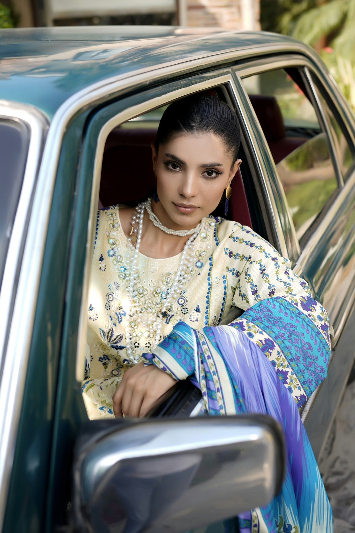 Embroidered 3 Piece Suit-Farshi